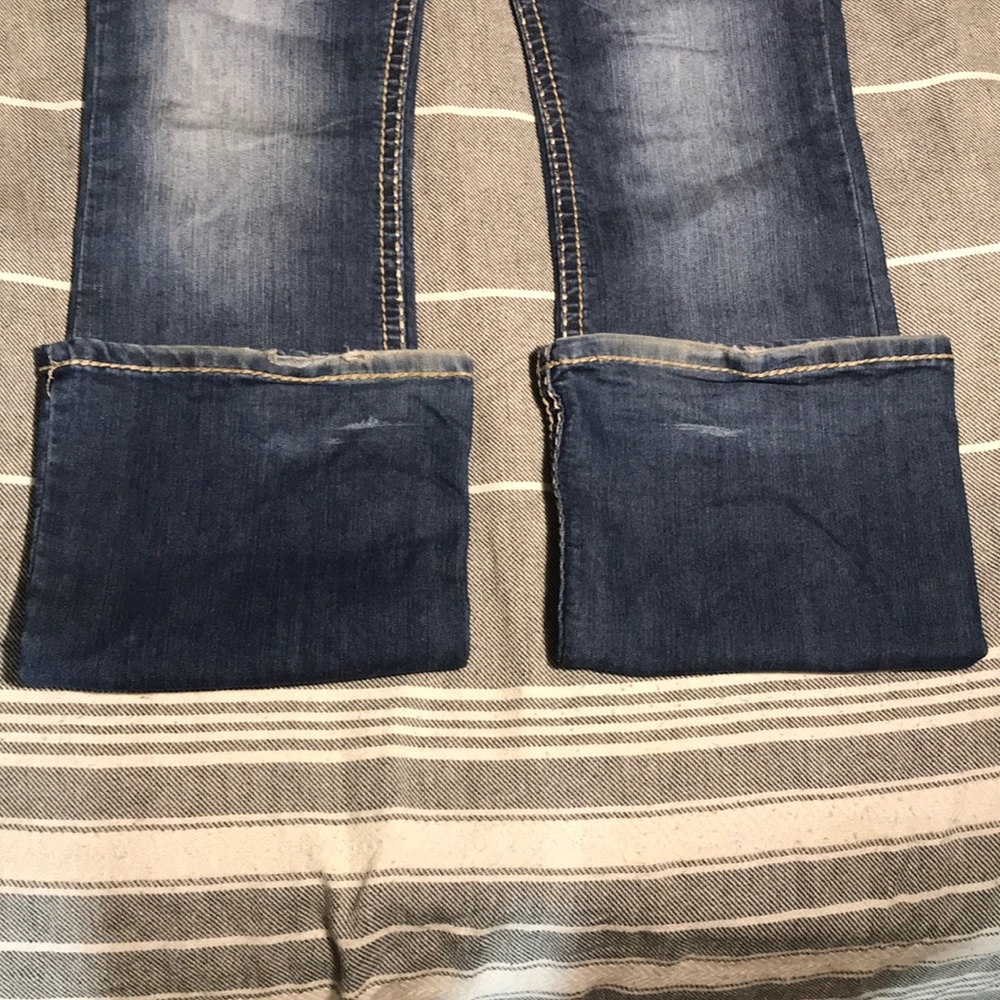 YMI Jeans - Picture 5 of 5
